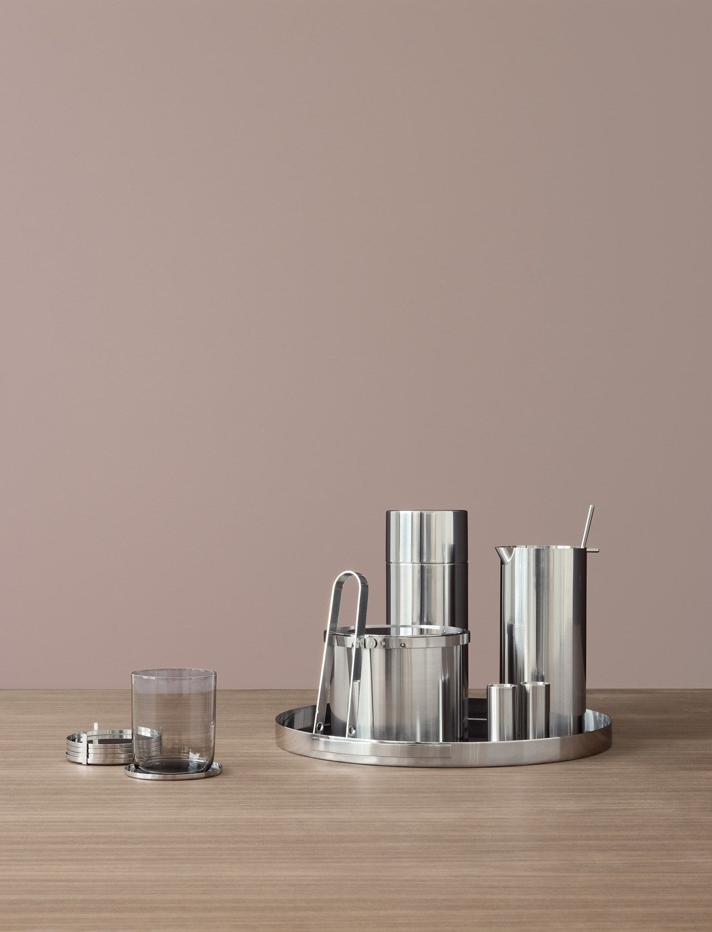 Arne Jacobsen cocktail shaker 25.4 oz - Apparel image 5