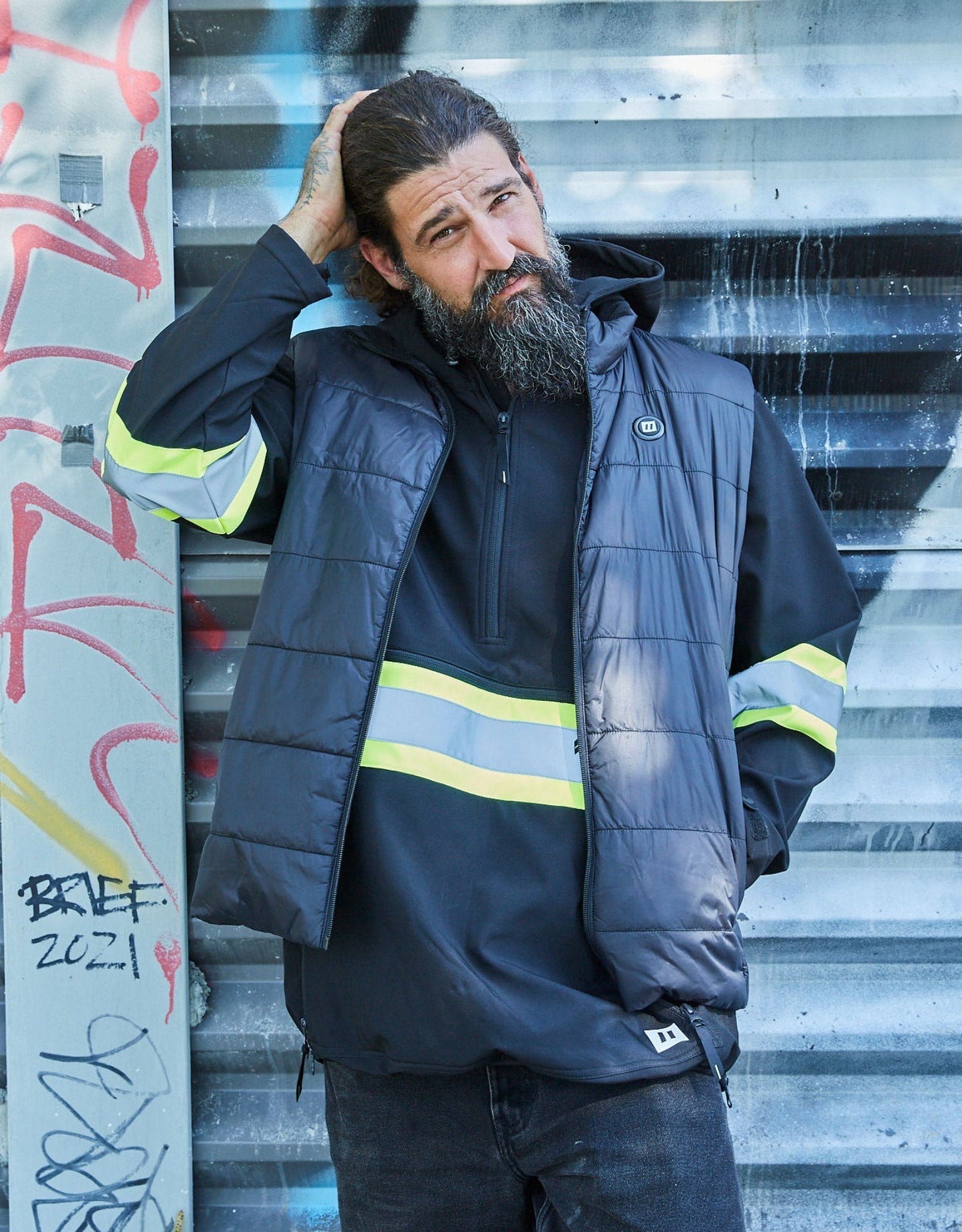 Unisex Lightweight Heated Vest with New Graphene-Infused Inner Lining (Battery Included) - Gadgets image 5