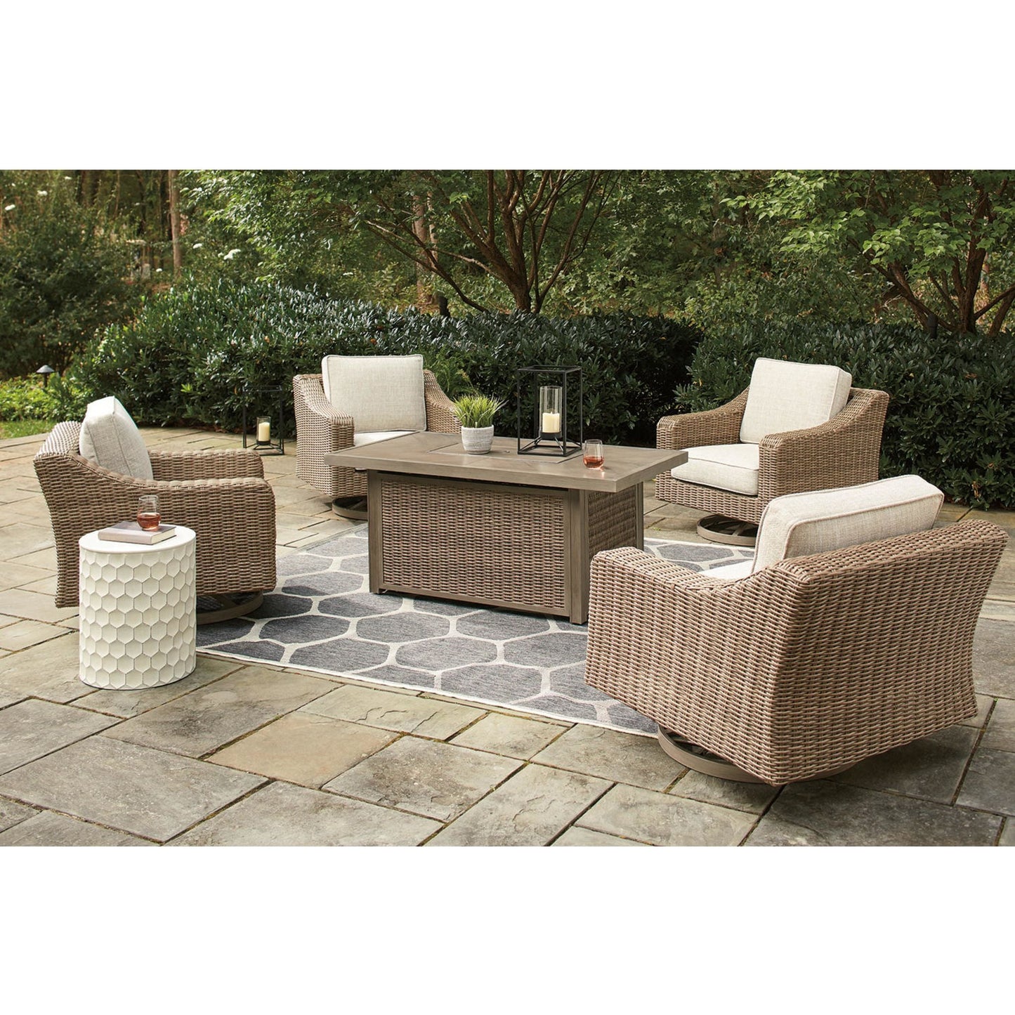 Beachcroft 5 Piece Outdoor Seating - Furniture image 11