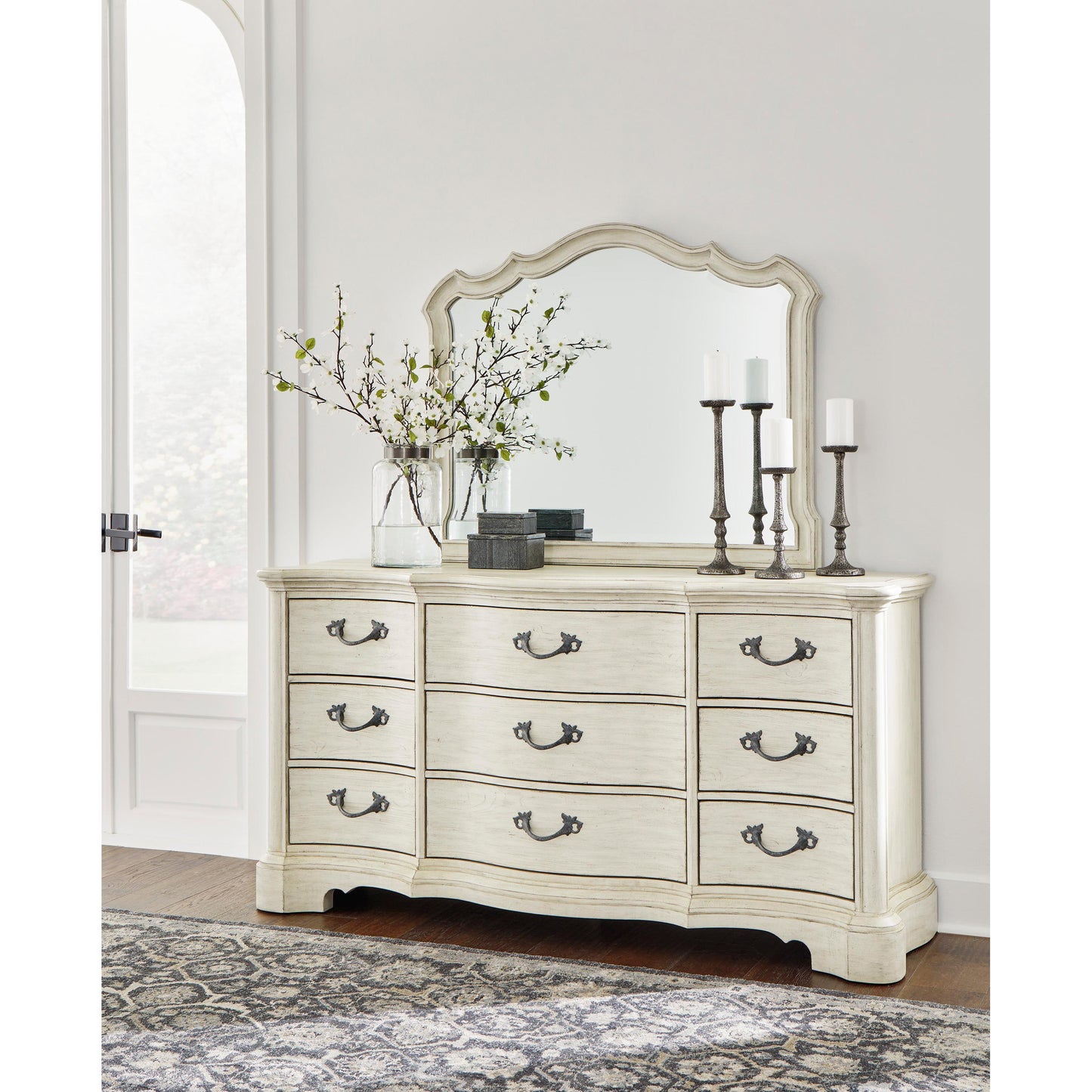 Signature Design by Ashley Ensemble de chambre à coucher Arlendyne B980B8 de 8 pièces (très grand lit rembourré) - Misc image 3