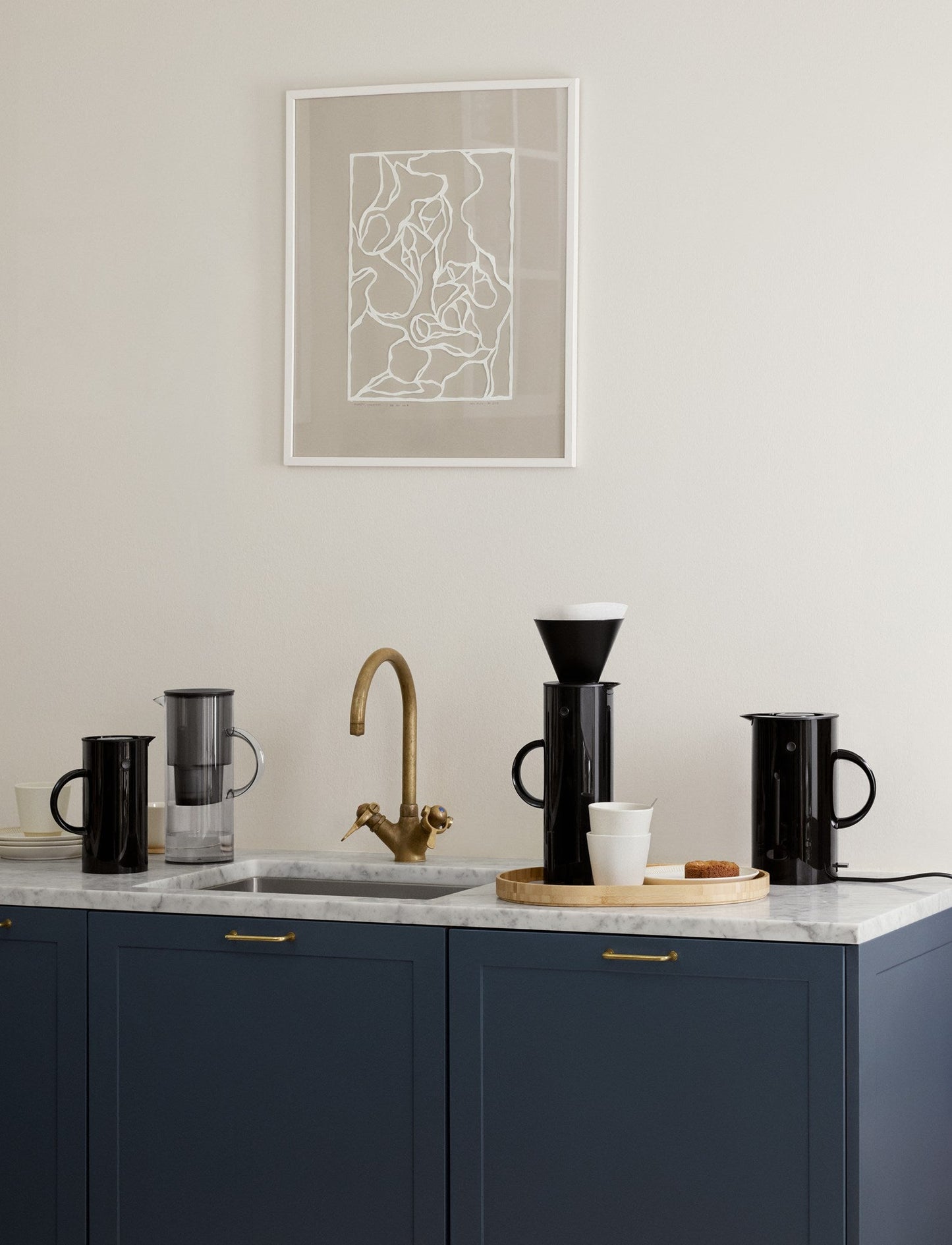 EM77 water filter jug 67.6 oz - Kitchen & Dining image 2