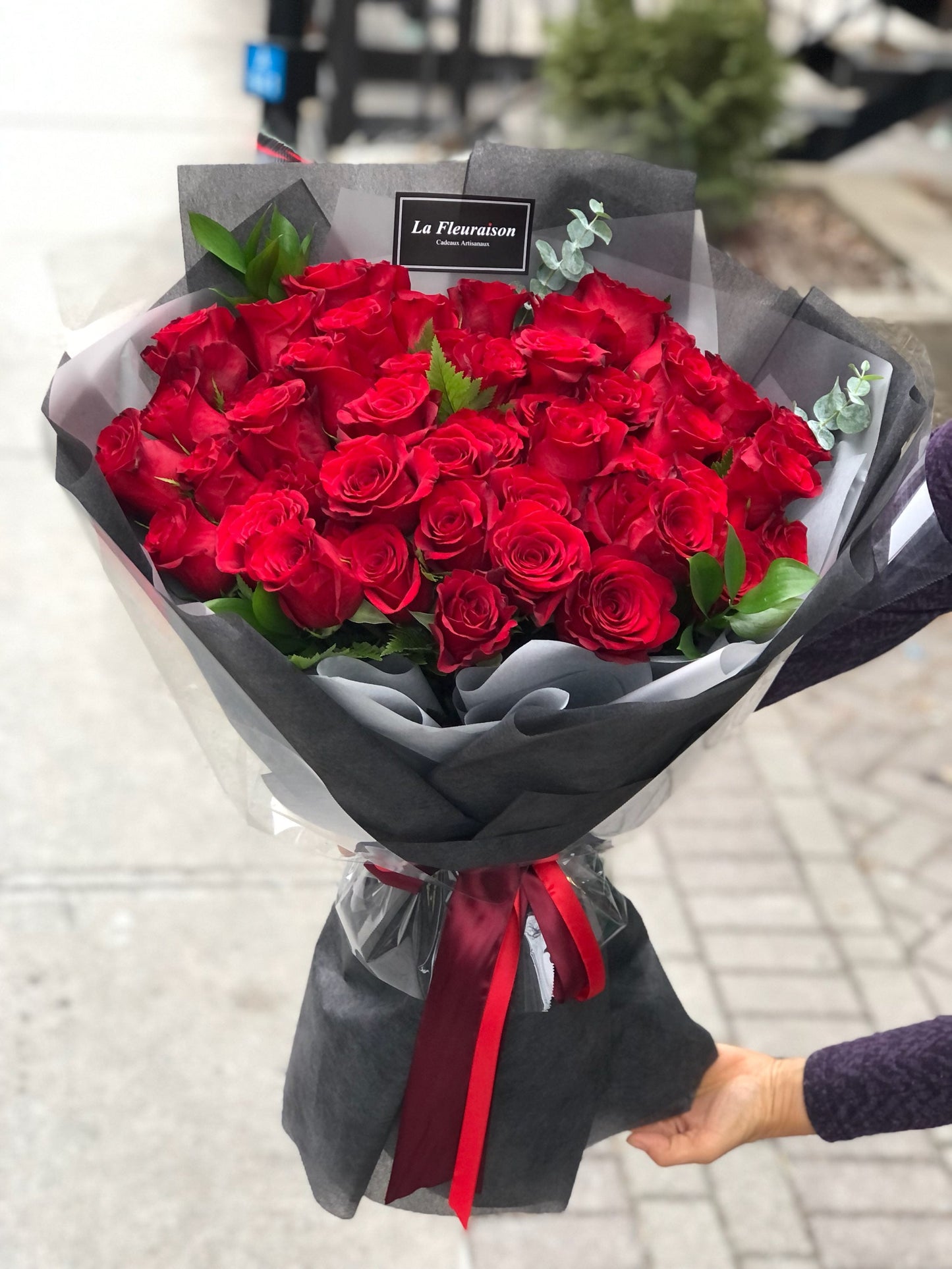 Grand Crimson Romance - F6004 - Misc image 1