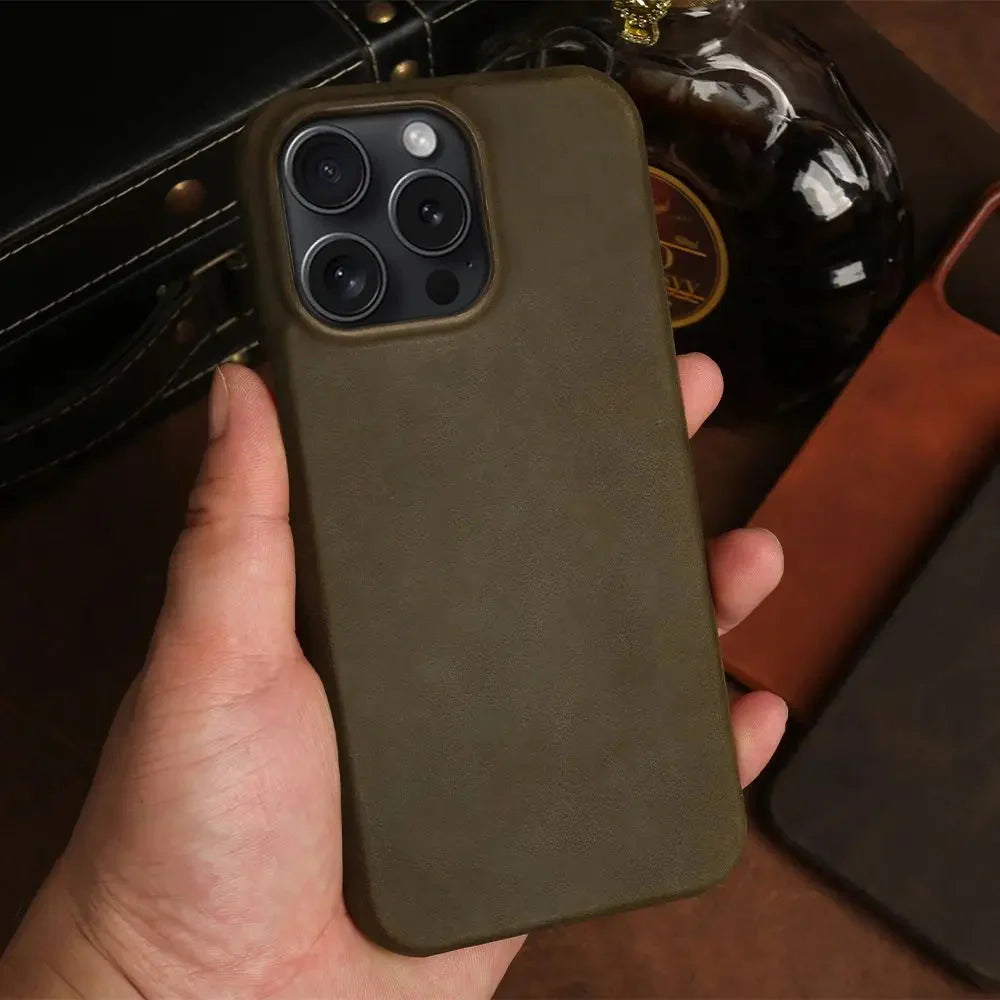 Crazy Horse Leather MagSafe iPhone Case - Gadgets image 11