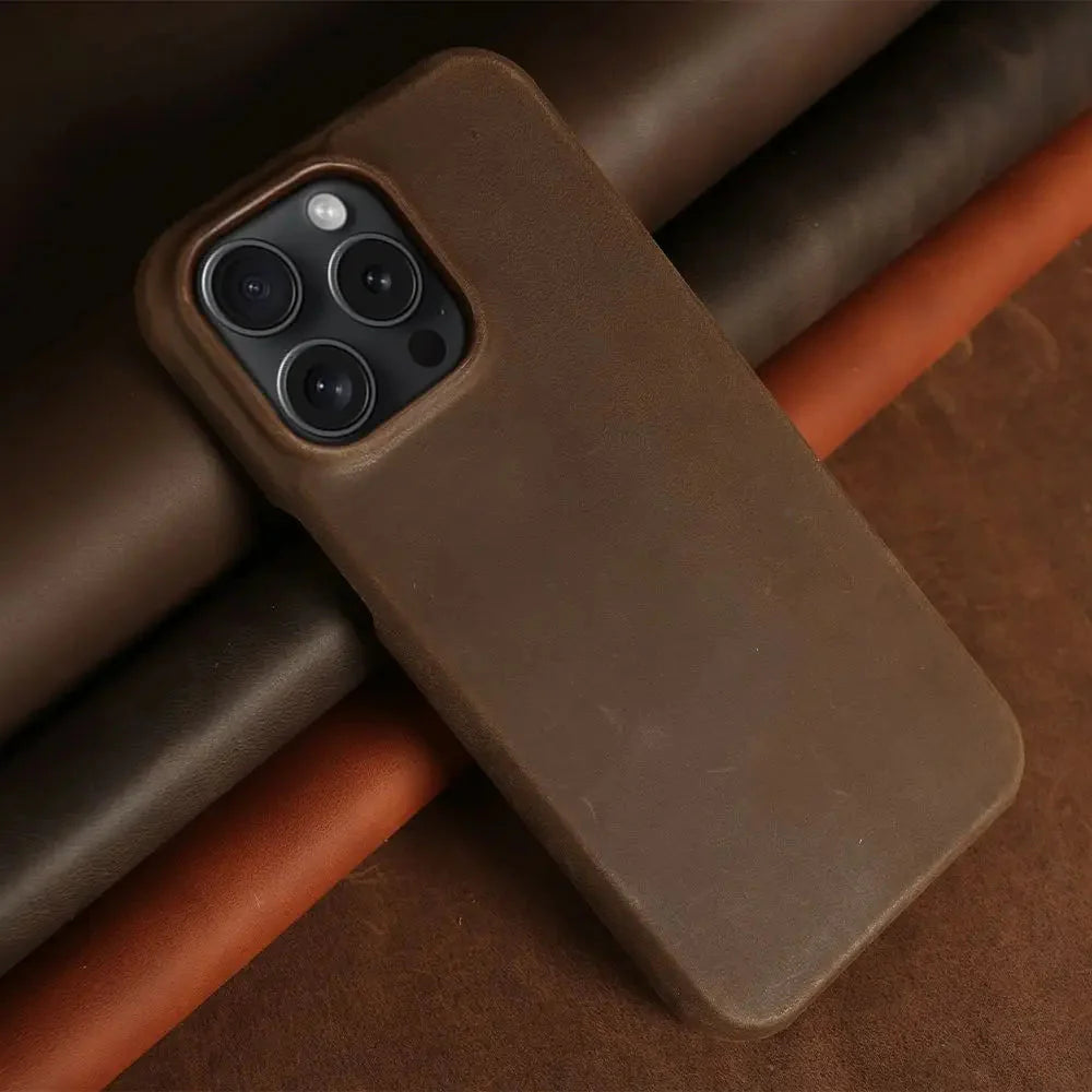 Crazy Horse Leather MagSafe iPhone Case - Gadgets image 13