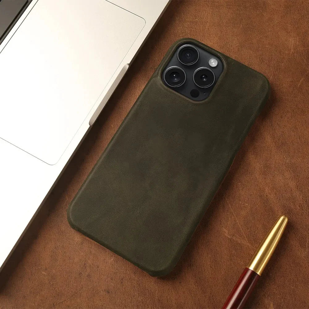 Crazy Horse Leather MagSafe iPhone Case - Gadgets image 3