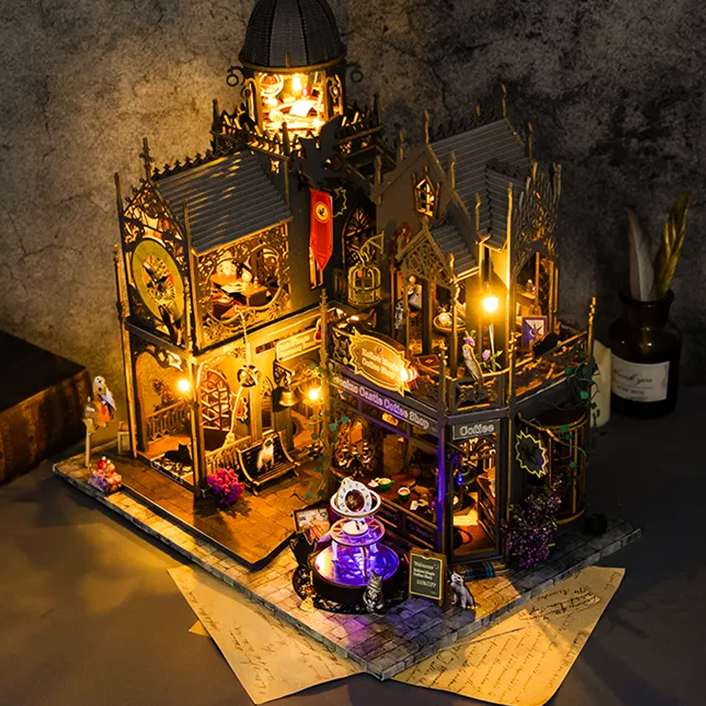 Houlou Castle - Toys & Games image 2