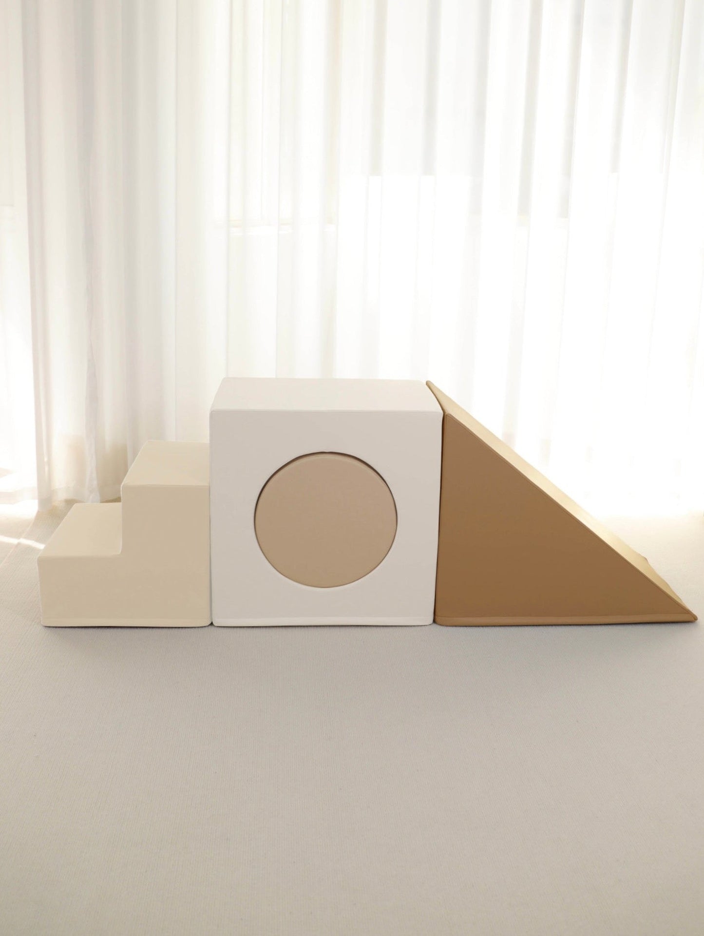 Climber in Sand - Misc image 2