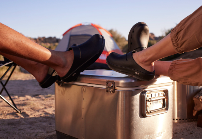 OOFOS OOcloog Clog Unisex Sandal- 1200 Black - Shoes image 6