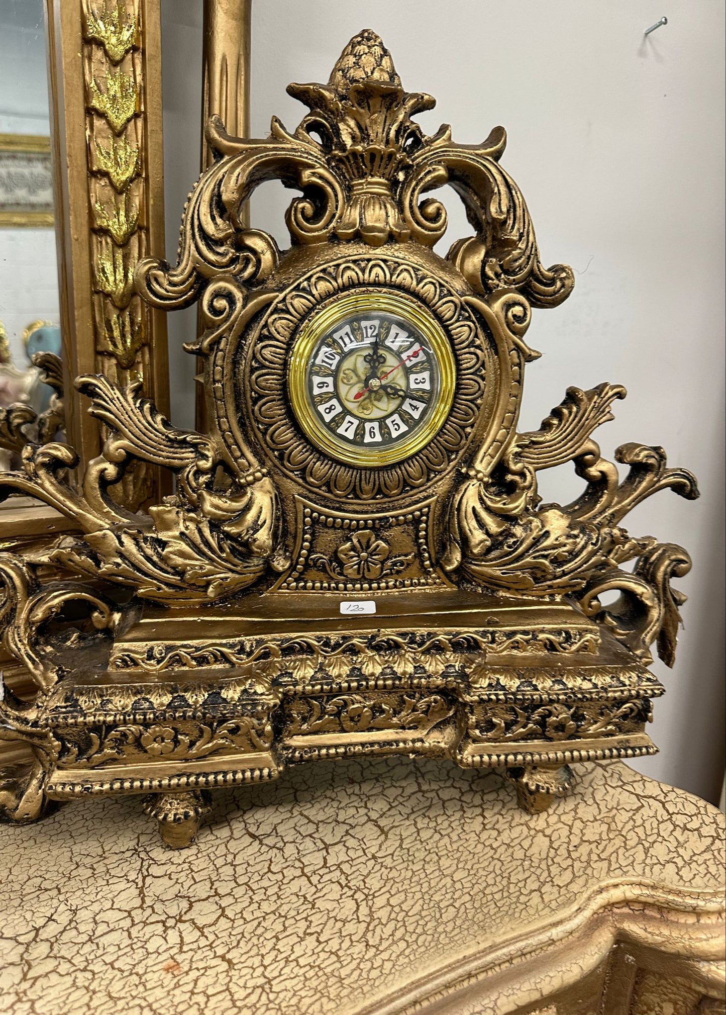 Antique style table clock - Furniture image 5