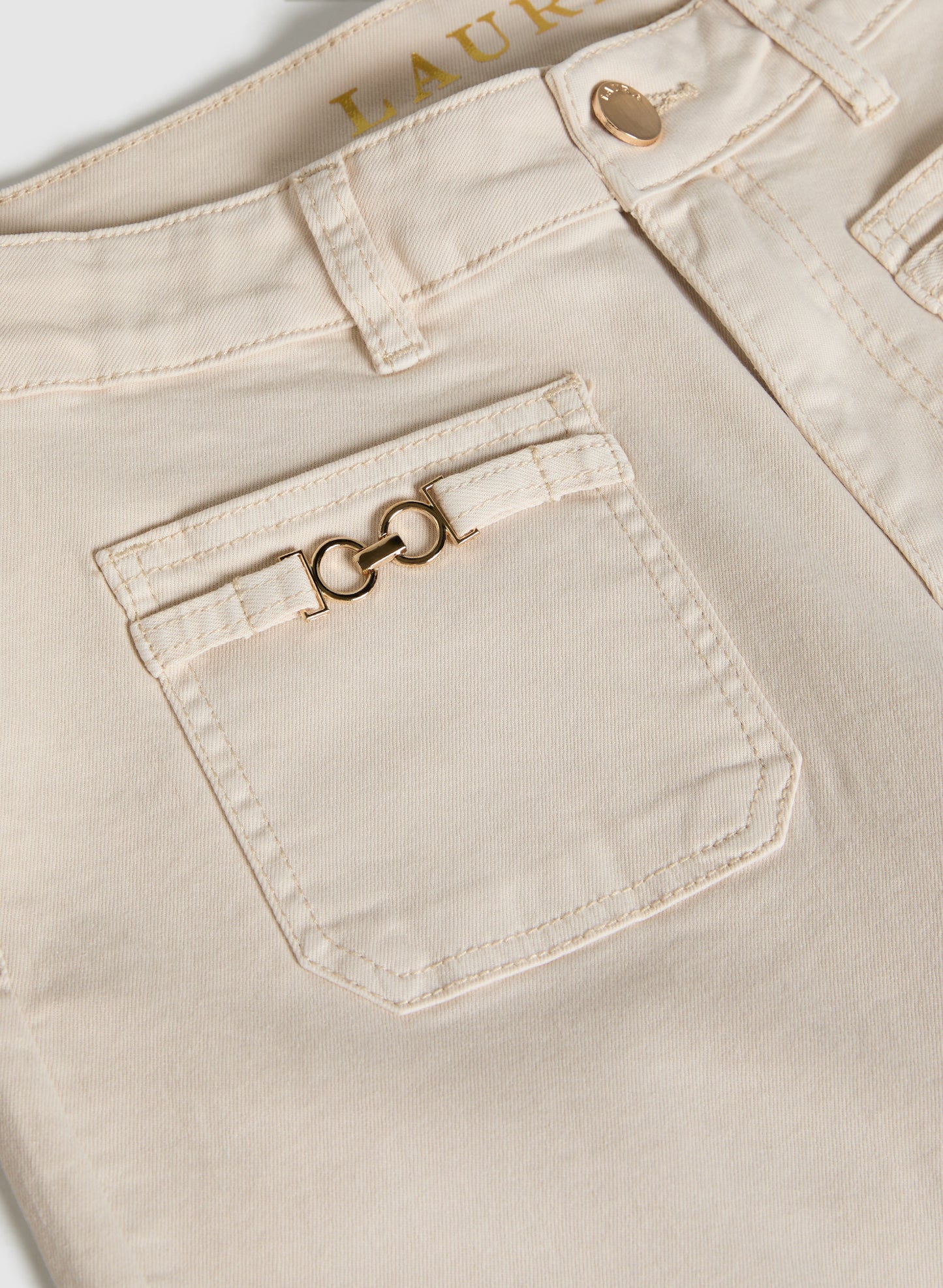 Cropped High-Rise Jeans - Jeans image 7