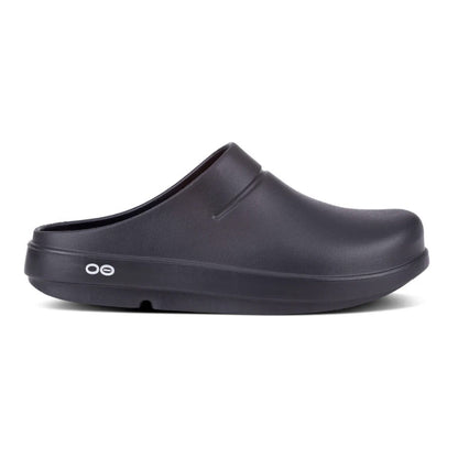 OOFOS OOcloog Clog Unisex Sandal- 1200 Black - Shoes image 2