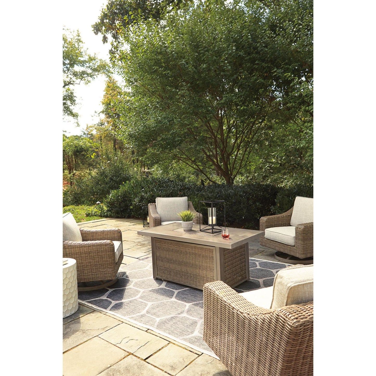 Beachcroft 5 Piece Outdoor Seating - Furniture image 6