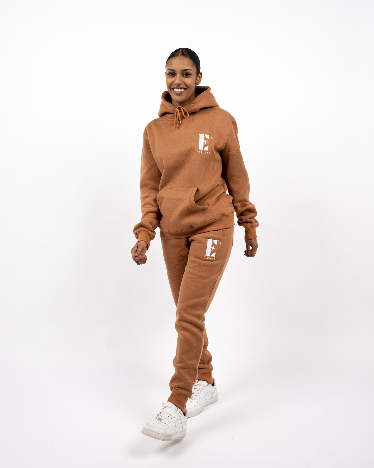 E's Element Essential Sweatsuit Set In Brown Sugar - Apparel image 4