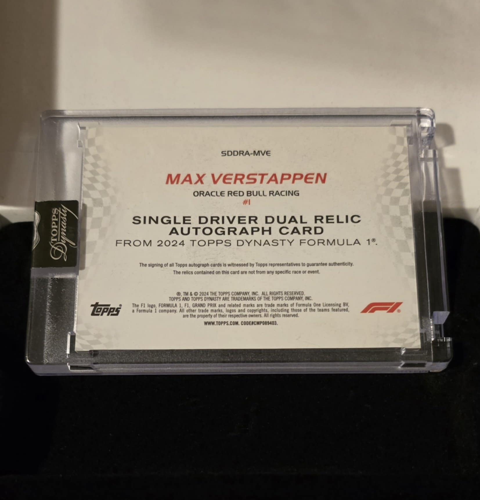 Topps Dynasty 2024 - Max Verstappen Autograph Patch #10/10 - Collectibles image 2