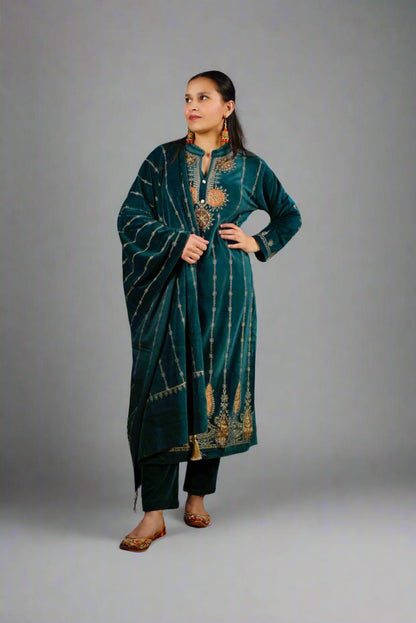 Velvet Suit - Kitchen & Dining image 1