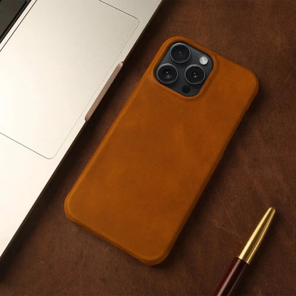 Crazy Horse Leather MagSafe iPhone Case - Gadgets image 2
