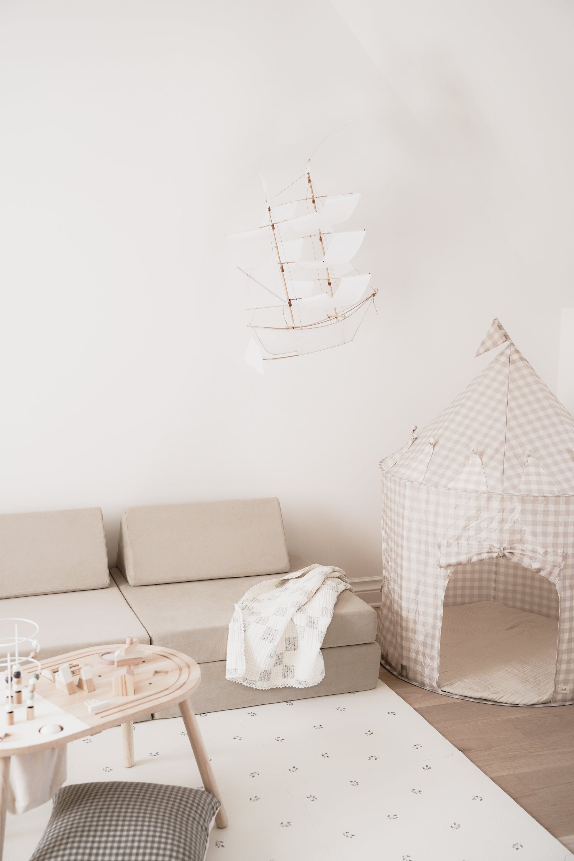 Kiddie Couch - Misc image 26