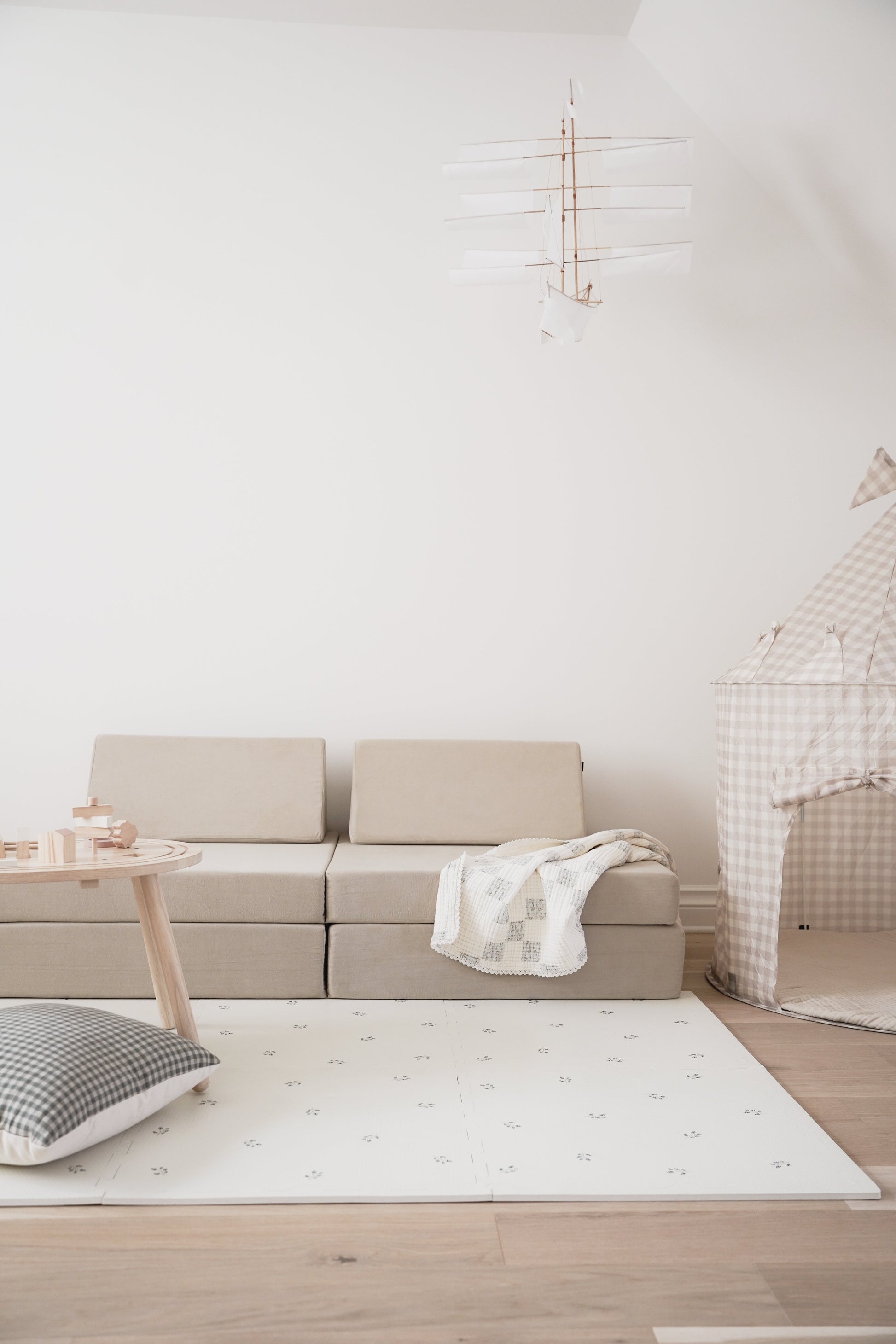 Kiddie Couch - Misc image 27