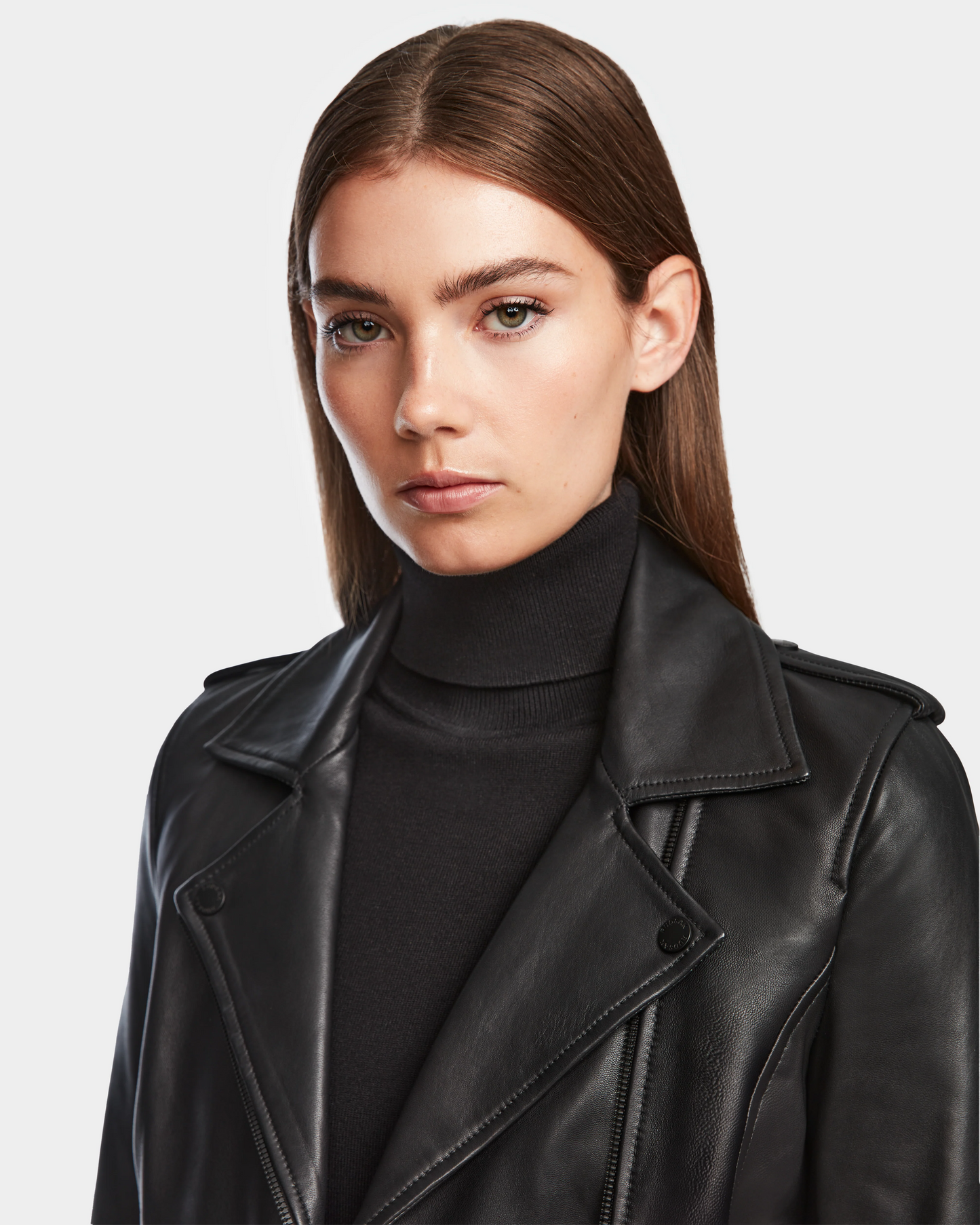 MERGO - 8122009 BLACK - Apparel image 2