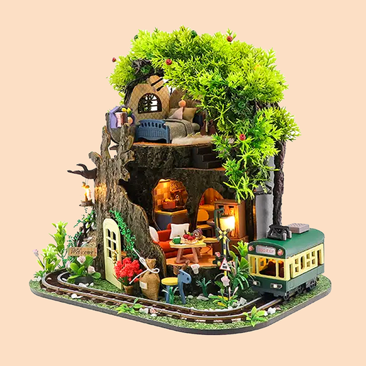 Forest Secret House - Toys & Games image 1