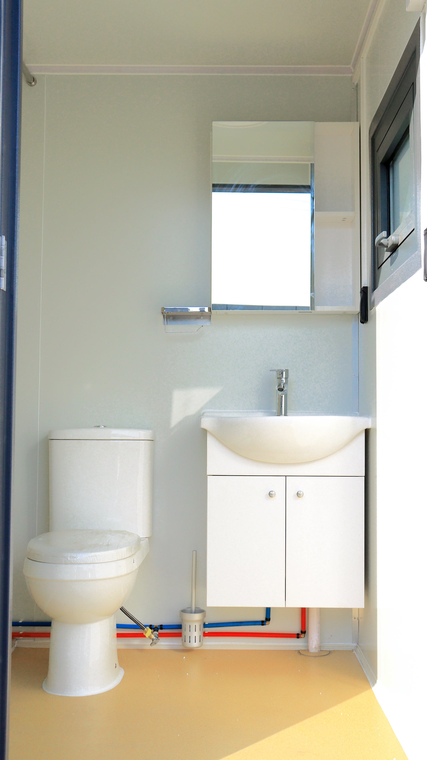 Bastone Portable Restroom with Showers-small - Kitchen & Dining image 4