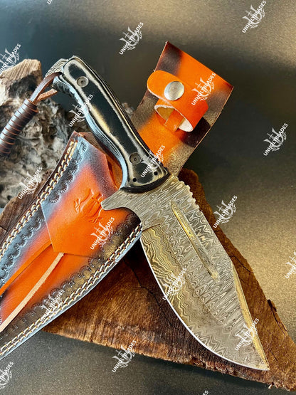 Hunting Damascus Knife With Gray Micarta Handle - Apparel image 3