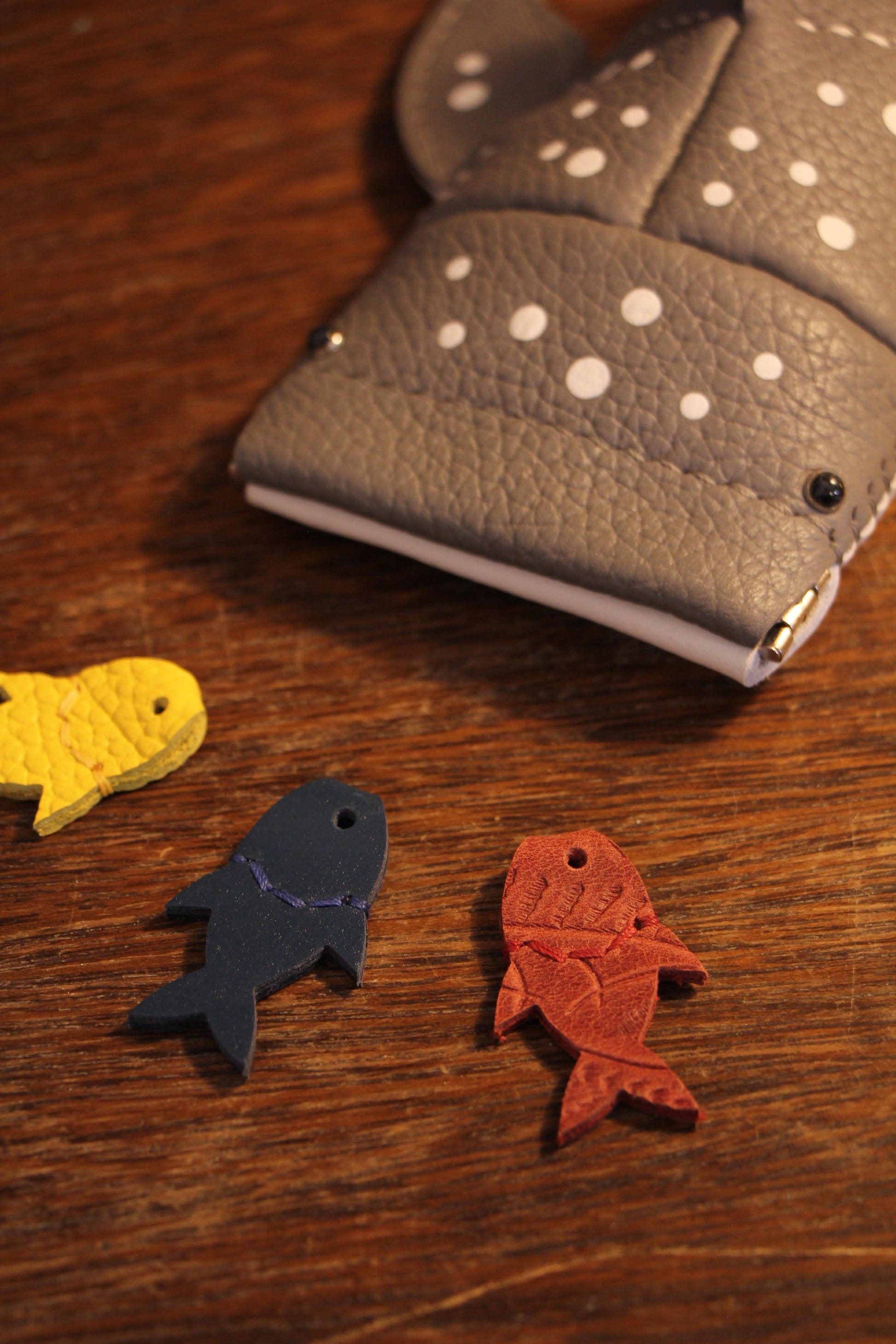 Handmade Leather Whale Shark Pencil Case / Crossbody Bag | Made-to-order 4-8 weeks lead time to ship from Canada - Accessories image 2