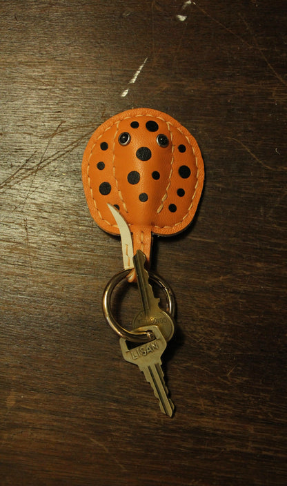 Handmade "Sea Pancake" Stingray Airtag Holder /Magnetic Keychain | Made-to-order 4 to 6 weeks lead time to ship from Canada - Accessories image 10