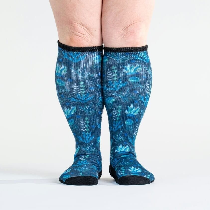 Dark Waters EasyStretch™ Socks Bundle 3-Pack - Furniture image 4