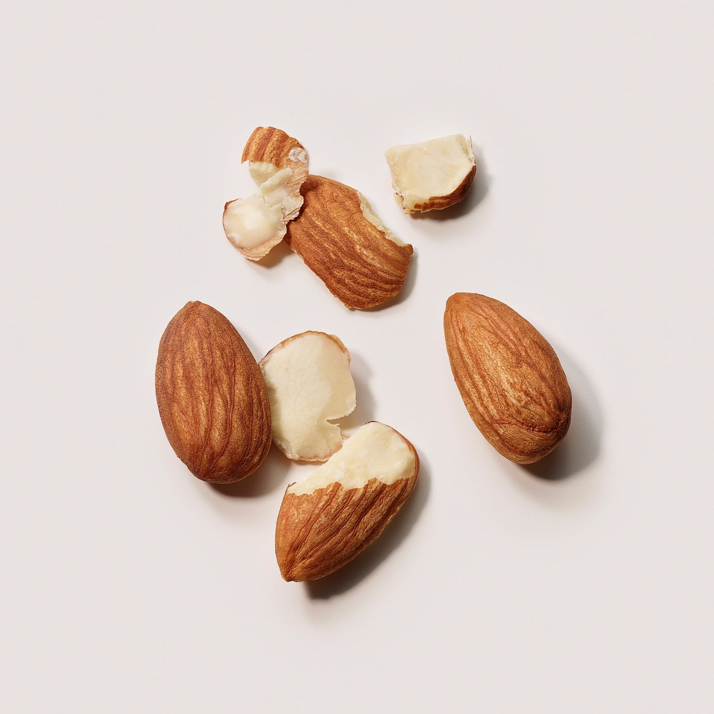 Almond Coconut Eau de Parfum - Misc image 5