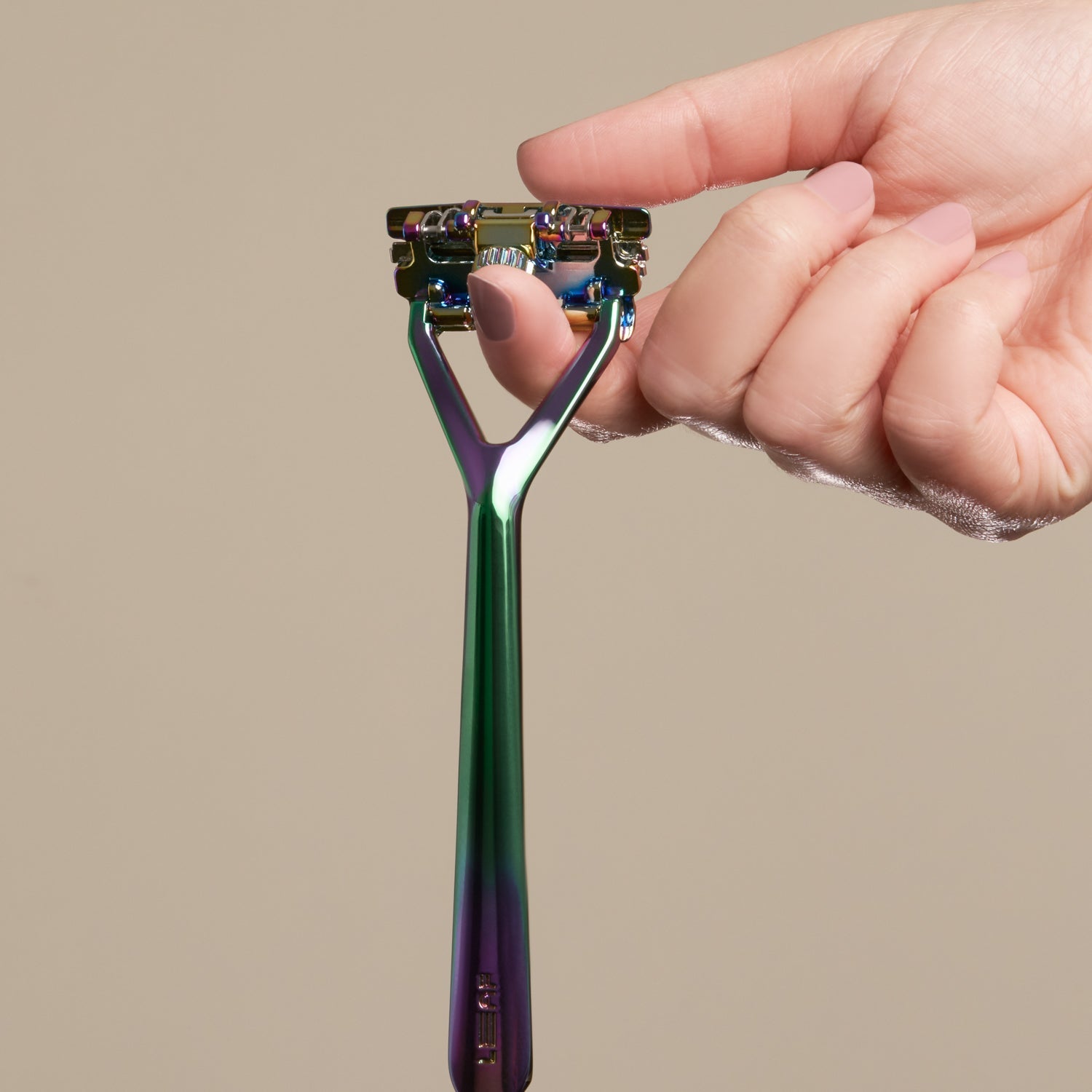 LEAF SHAVE PRISM - Misc image 2