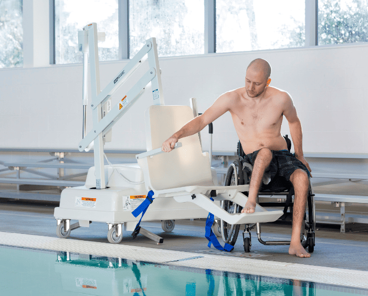 PAL2 Portable Pool Lift (With Armrests) Commercial - Misc image 2