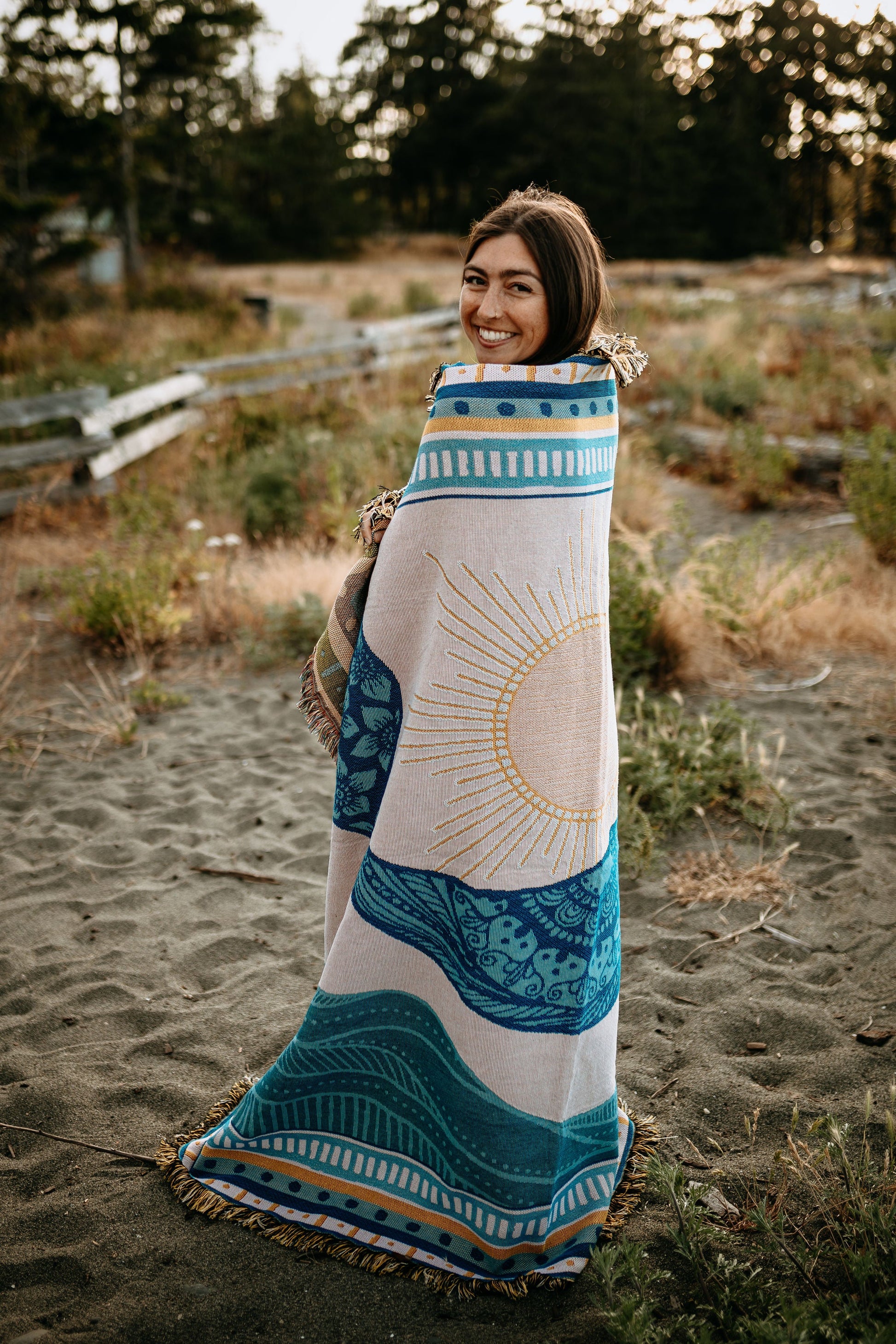 Sunrise Humpback 2.0 Woven Blanket 100% Cotton - Misc image 2