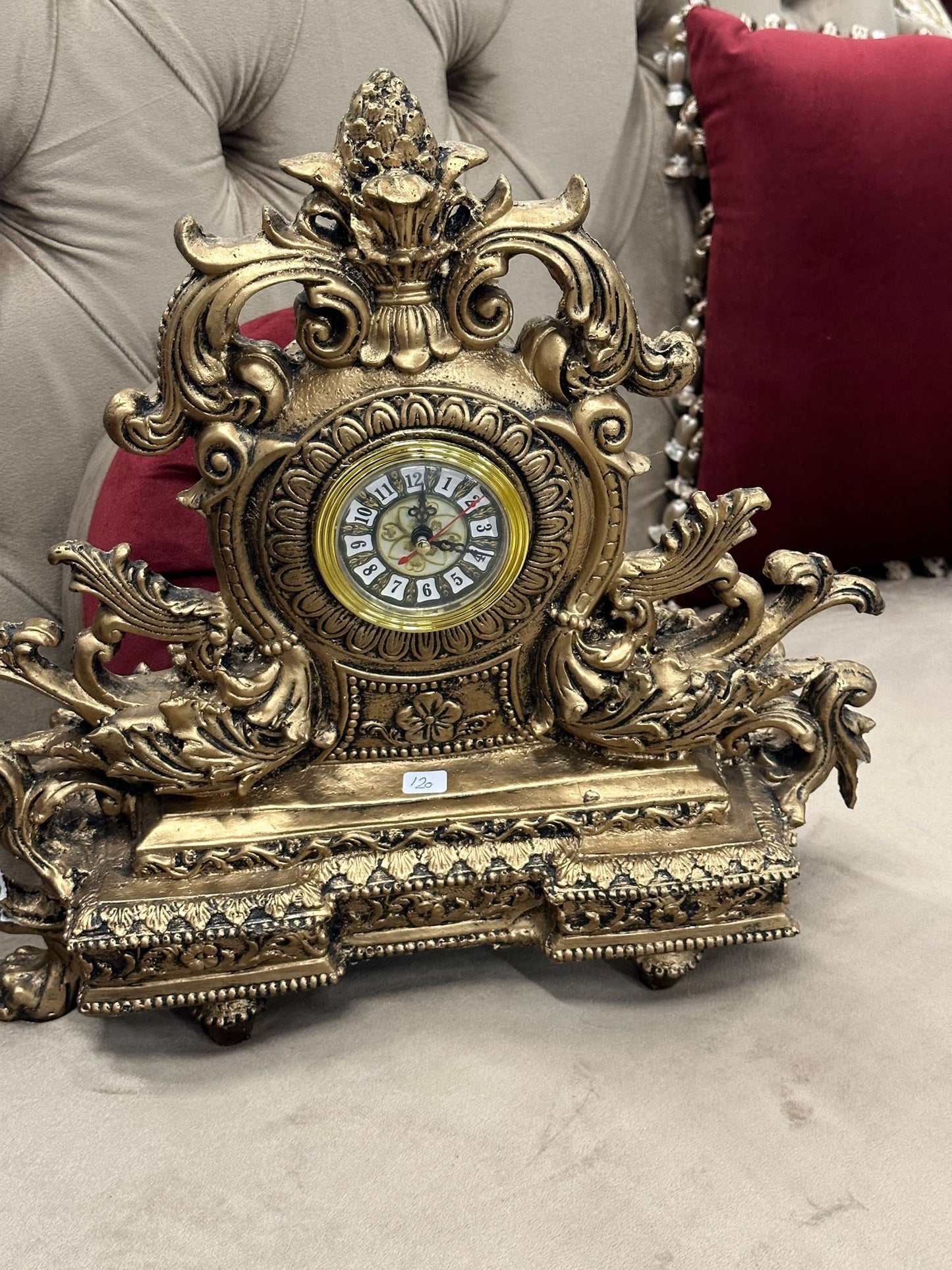 Antique style table clock - Furniture image 3