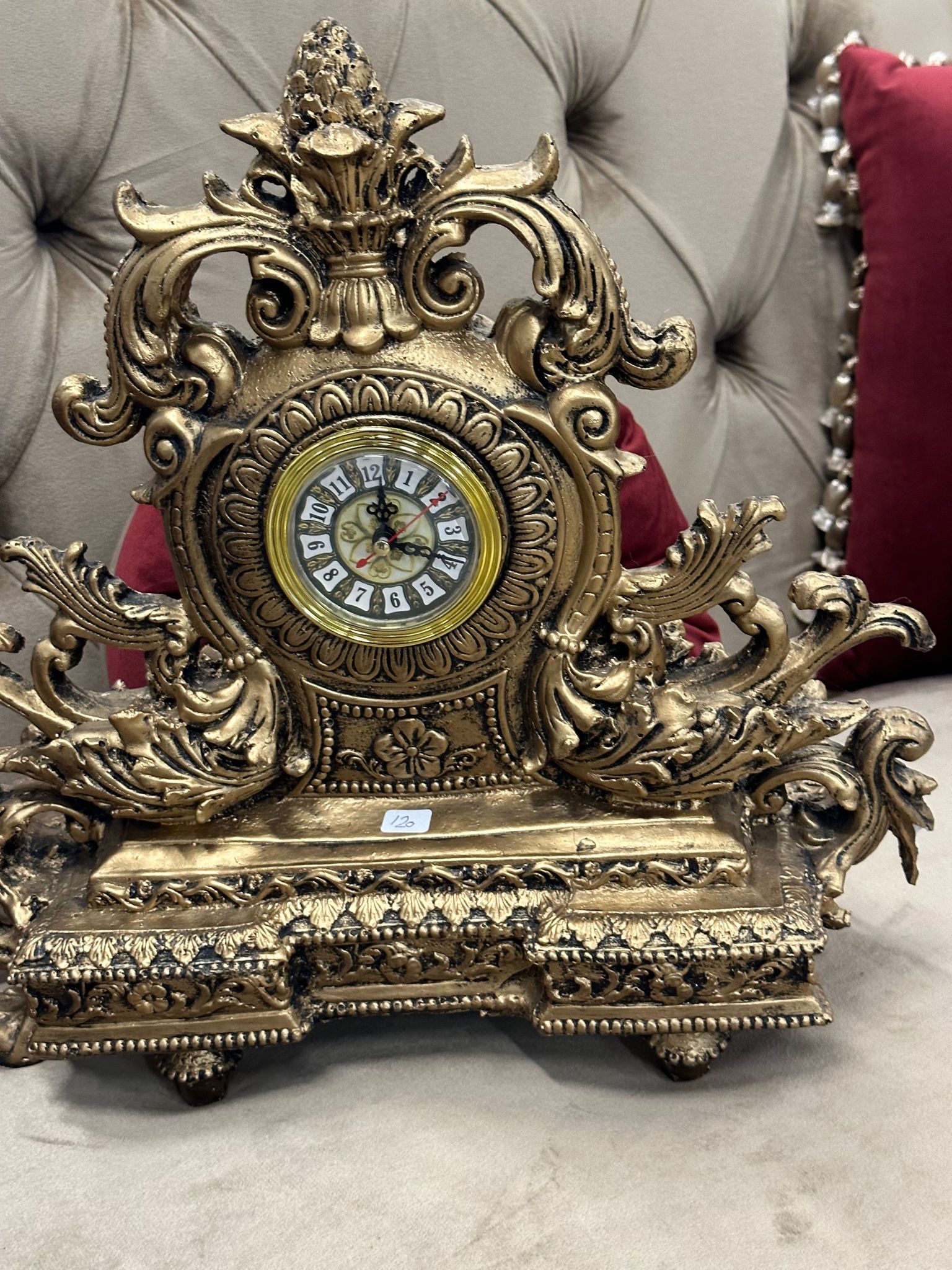 Antique style table clock - Furniture image 4