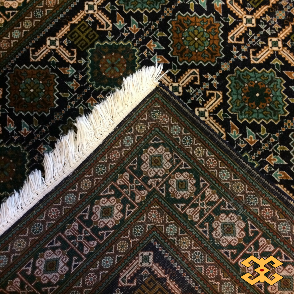 Persian Rug Tabriz 3'5" x 5'11" - Beauty image 2