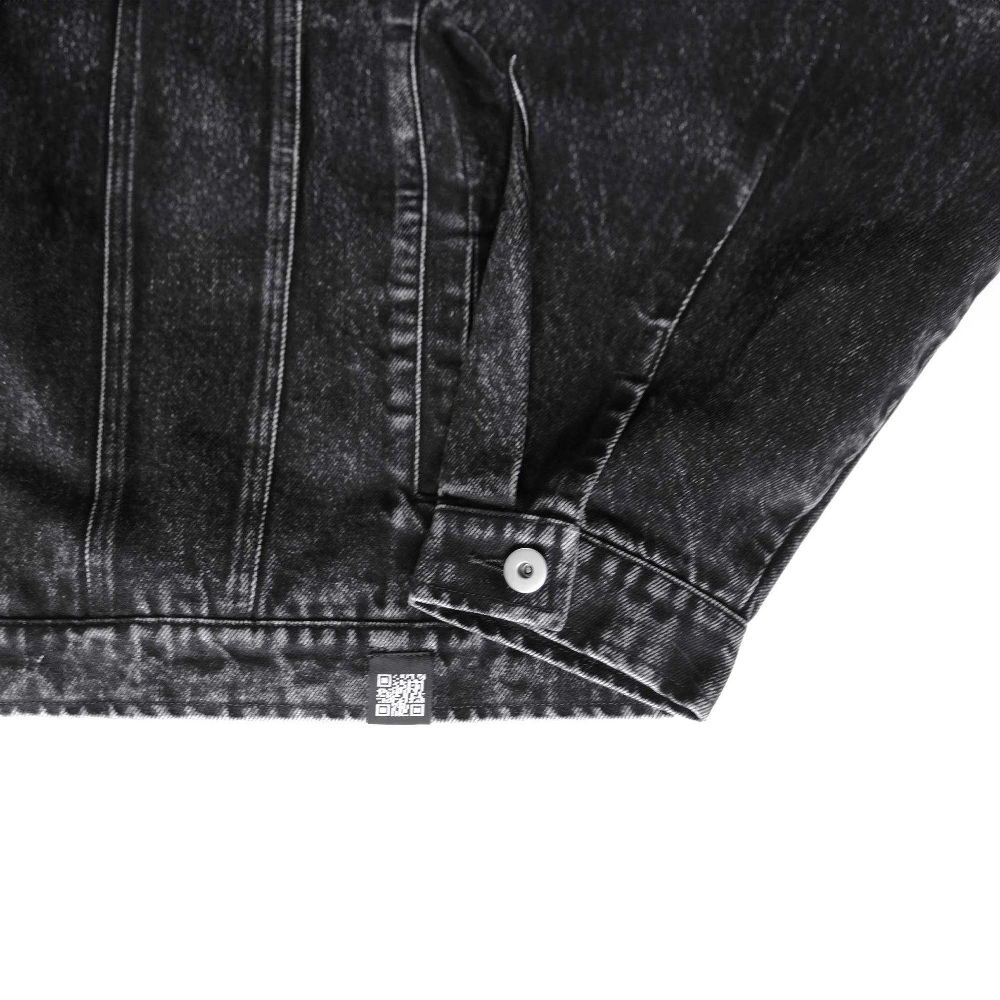 Off/Script Jacket - Apparel image 4