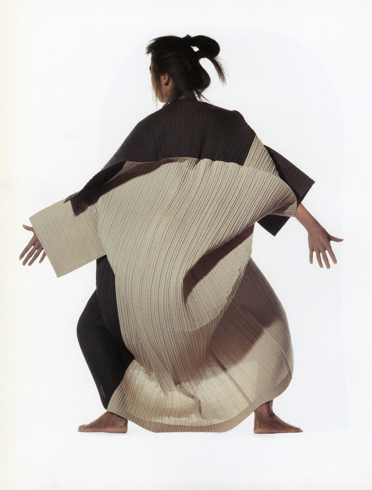 Issey Miyake by Irving Penn 1990 - Kitchen & Dining image 2
