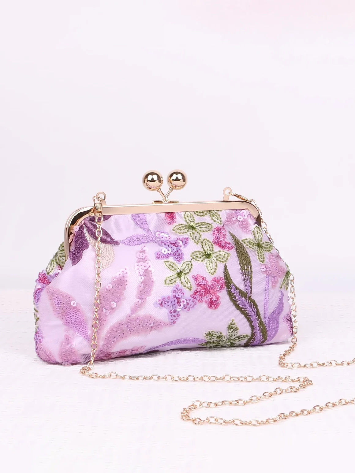 Elegant Vintage Evening Purse with Sequin Embroidery - Jewelry image 2